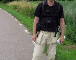 I met a pilgrim walking the opposite way. He tok a picture of me. To Normlösa. Sweden. I met a pilgrim walking the opposite way. He tok a picture of me. To Normlösa. Sweden.