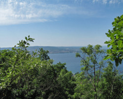 It's the 5th day I'm walking along the lake Vättern. It's the 5th day I'm walking along the lake Vättern.